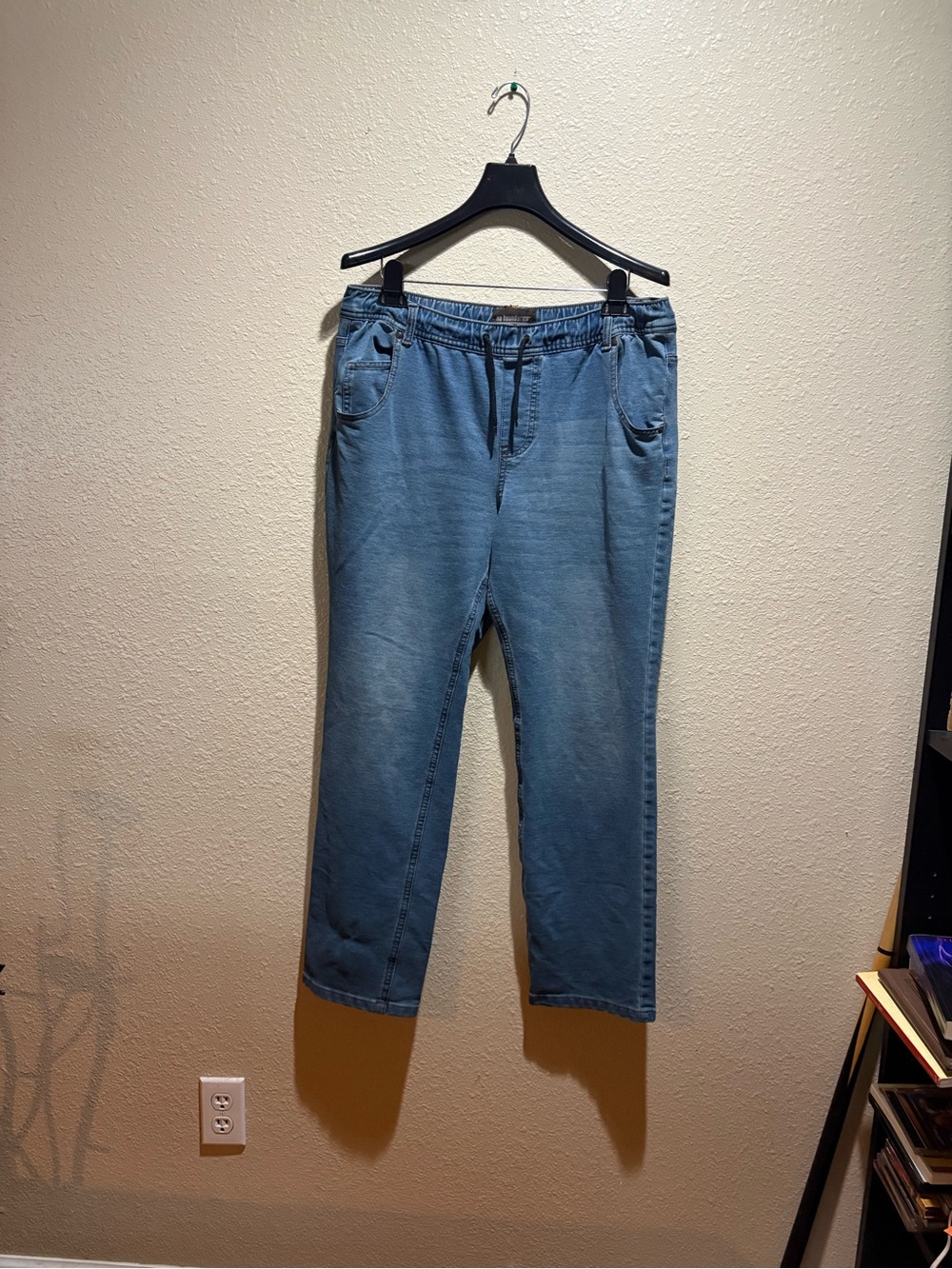 No Boundaries Men's Relaxed Light Blue Drawstring Jeans